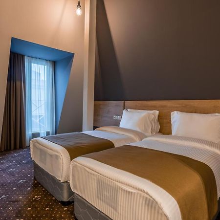 Gladius Inn Boutique Hotel By Dnt Group Tbilisi Exterior photo