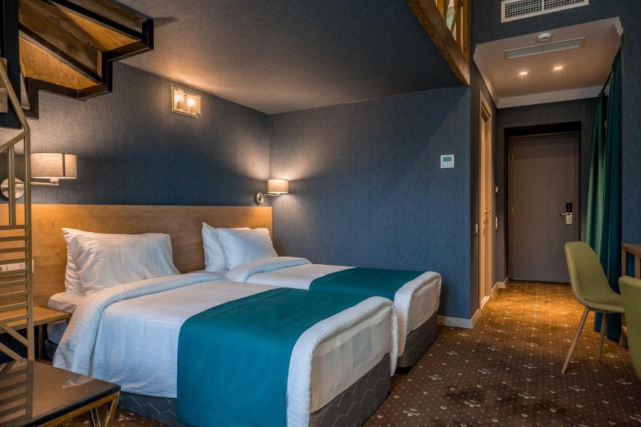 Gladius Inn Boutique Hotel By Dnt Group Tbilisi Exterior photo