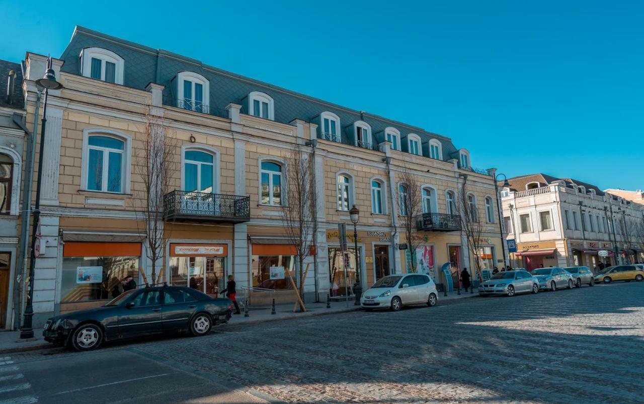 Gladius Inn Boutique Hotel By Dnt Group Tbilisi Exterior photo